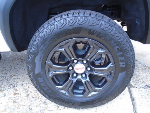 2024 GMC Canyon Elevation