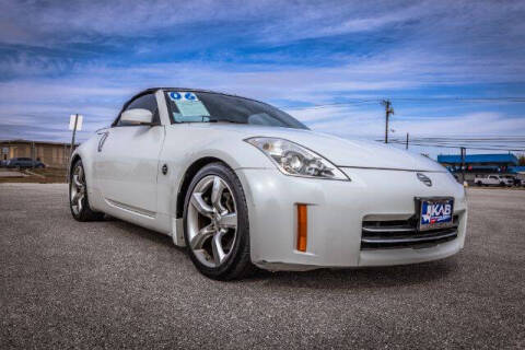 2006 Nissan 350Z for sale at KILLEEN AUTO BROKERS in Killeen TX