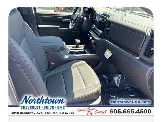 2025 GMC Sierra 1500