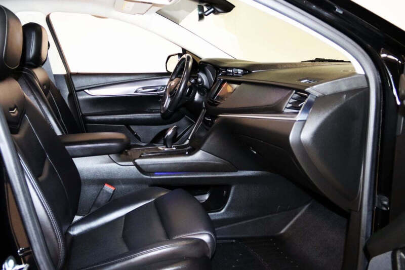 2018 Cadillac XT5 Premium Luxury