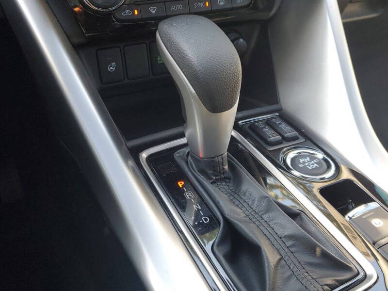 2026 Mitsubishi Eclipse Cross SEL
