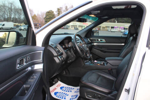 2016 Ford Explorer Sport