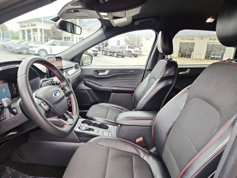 2025 Ford Escape ST-Line