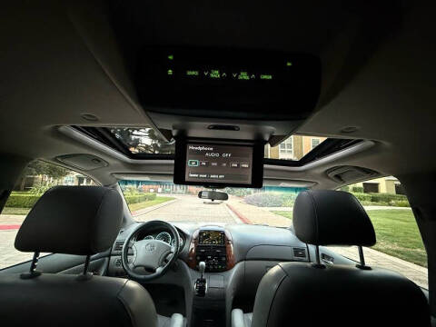 2004 Toyota Sienna XLE 7 Passenger