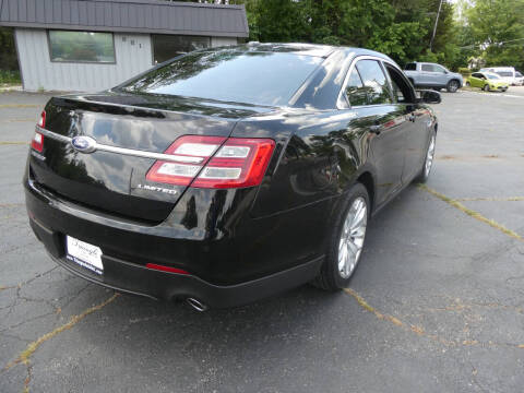2019 Ford Taurus Limited