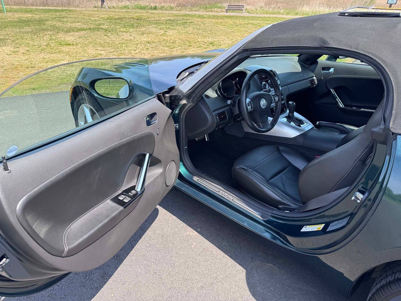 2008 Saturn SKY 2
