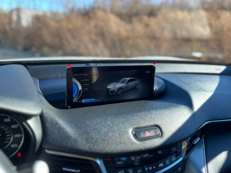 2023 Acura TLX w/Tech