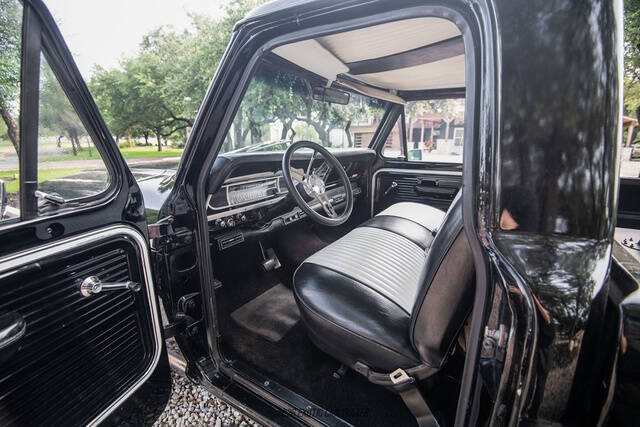 1970 Ford F-100