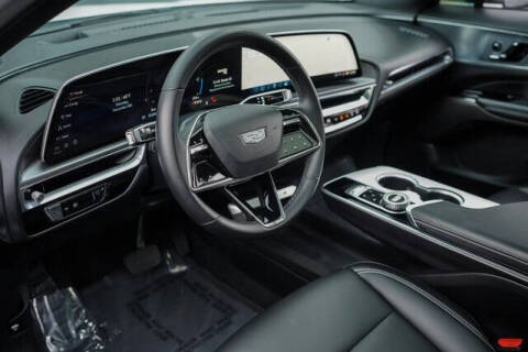 2024 Cadillac LYRIQ Tech