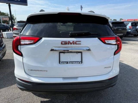 2022 GMC Terrain SLE