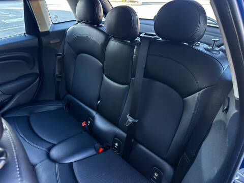 2017 MINI Hardtop 4 Door Cooper