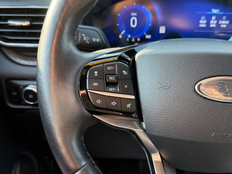 2023 Ford Explorer Platinum