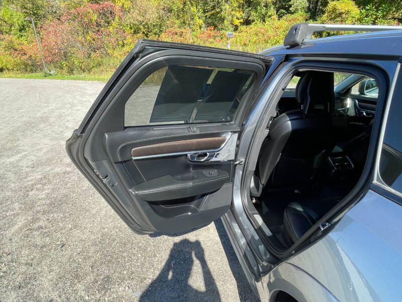 2018 Volvo V90 Cross Country T6