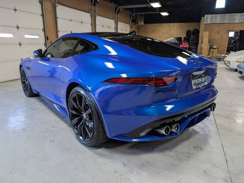 2021 Jaguar F-TYPE R