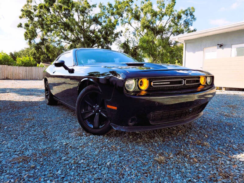 2017 Dodge Challenger SXT