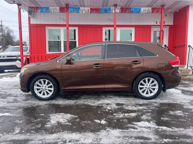 2011 Toyota Venza Base photo 2