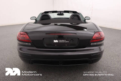 2004 Dodge Viper SRT-10