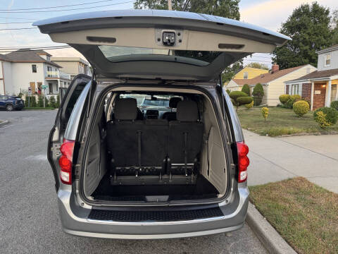 2017 Dodge Grand Caravan SE Plus