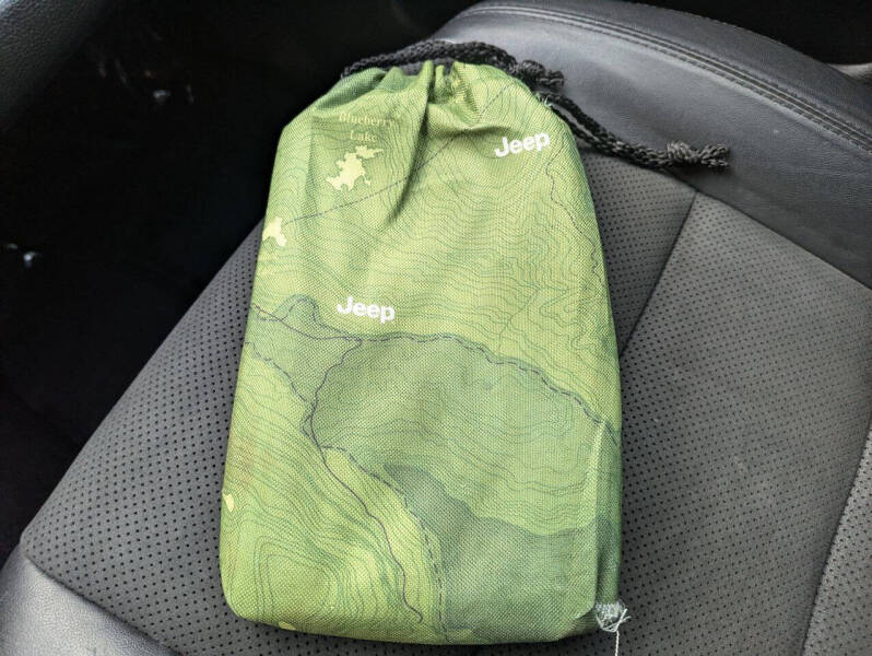 2019 Jeep Grand Cherokee Laredo