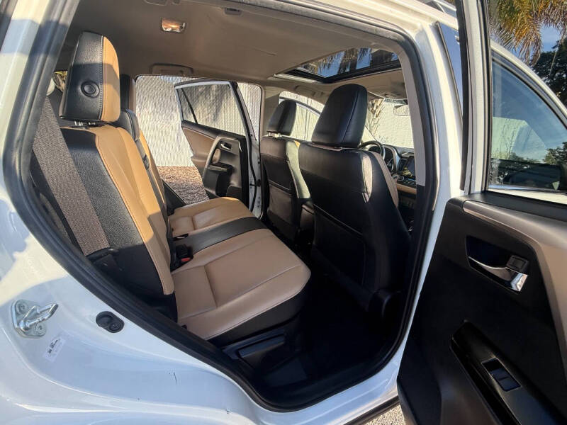 2017 Toyota RAV4 Hybrid Limited