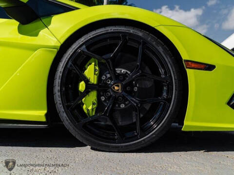 2024 Lamborghini Revuelto