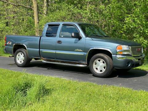 2006 GMC Sierra 1500 for sale at CMC AUTOMOTIVE in Urbana IN