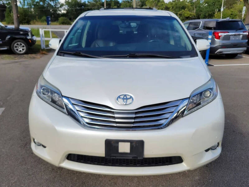 2017 Toyota Sienna