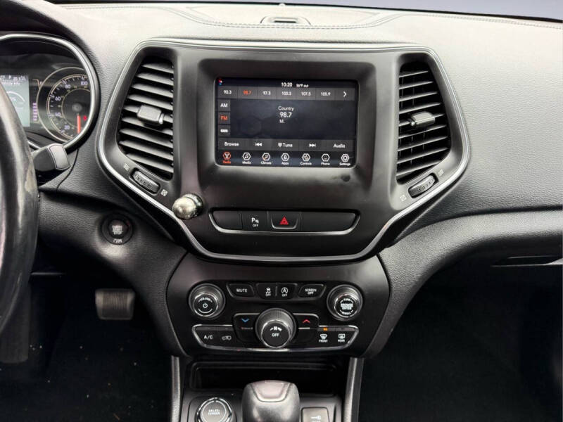 2019 Jeep Cherokee Latitude Plus