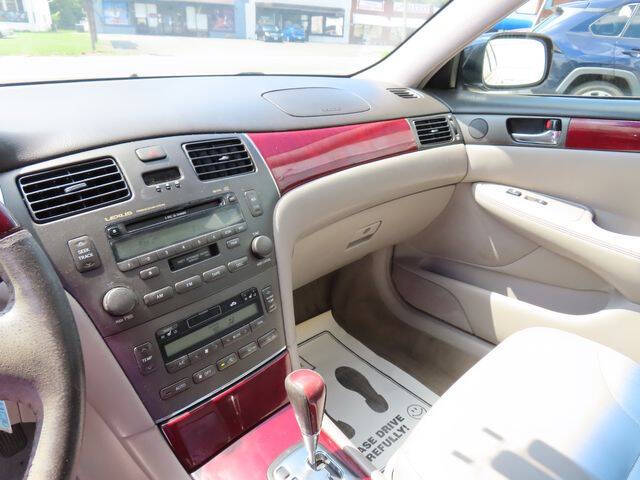 2004 Lexus ES 330