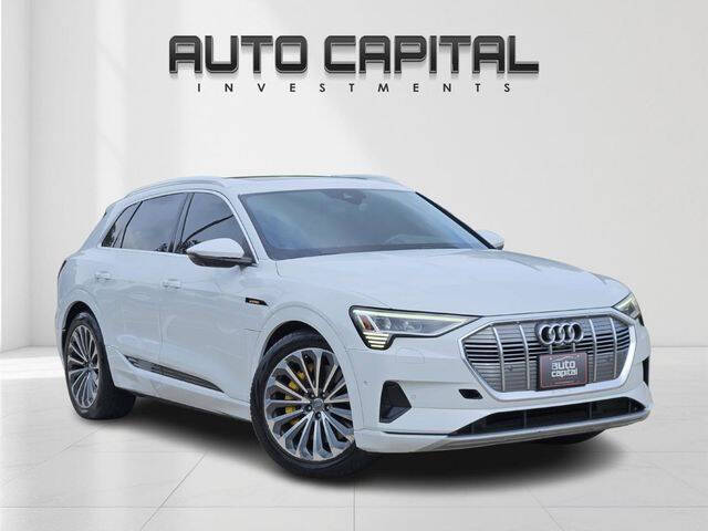 2019 Audi e-tron quattro Prestige