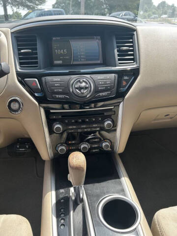 2013 Nissan Pathfinder SV