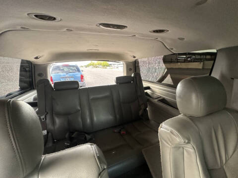 2003 GMC Yukon XL 2500 SLE