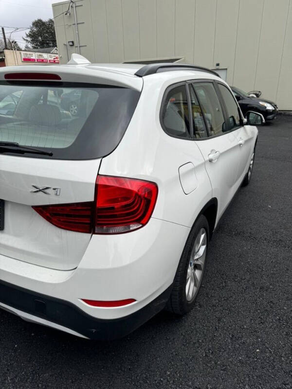 2013 BMW X1 28i photo 9