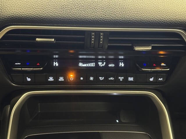 2024 Mazda CX-90 Plug-in Hybrid Premium