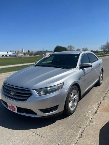 2013 Ford Taurus for sale at UNITED AUTO INC in South Sioux City NE