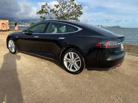 2015 Tesla Model S 70