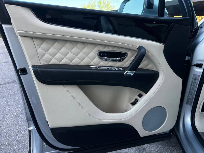 2019 Bentley Bentayga V8