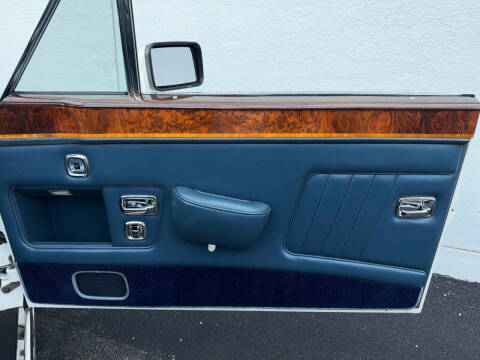 1989 Rolls-Royce Corniche