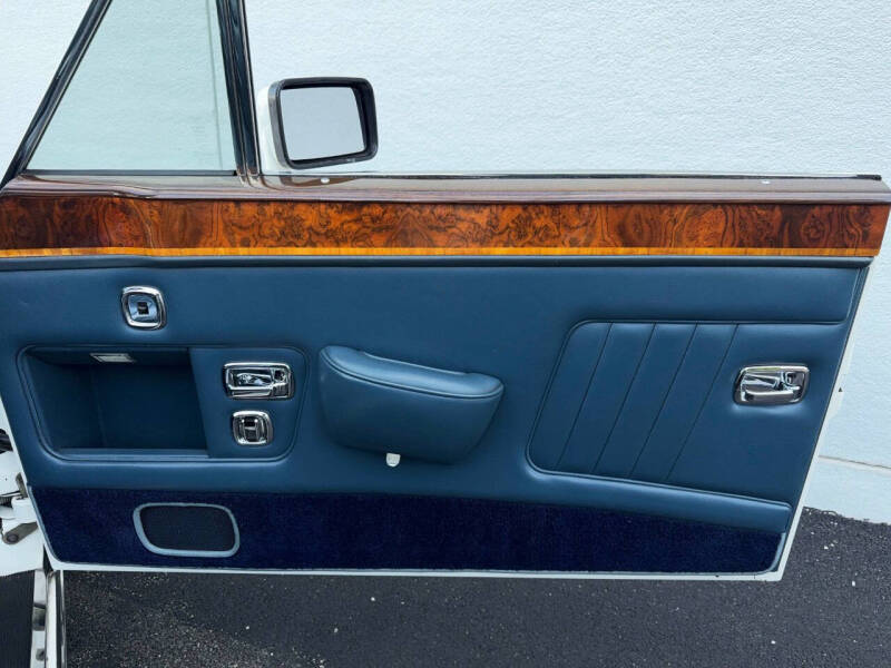 1989 Rolls-Royce Corniche