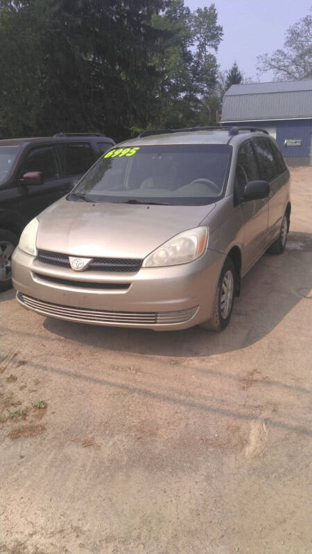 2005 Toyota Sienna for sale at Hanson Road Auto Sales Inc in Cassadaga NY