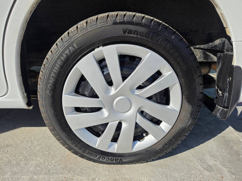 2017 Nissan NV200