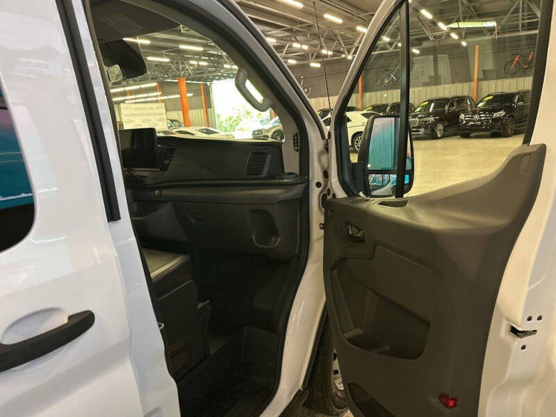 2022 Ford Transit