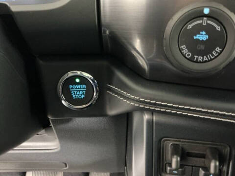 2025 Ford F-150 Lightning Platinum