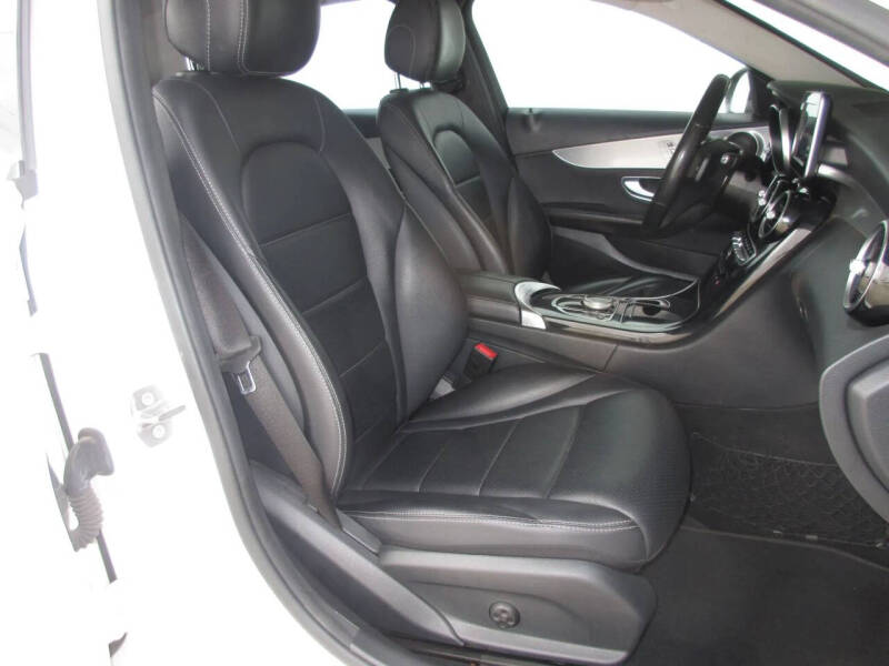 2017 Mercedes-Benz C-Class