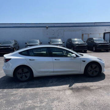 2021 Tesla Model 3 Standard Range Plus