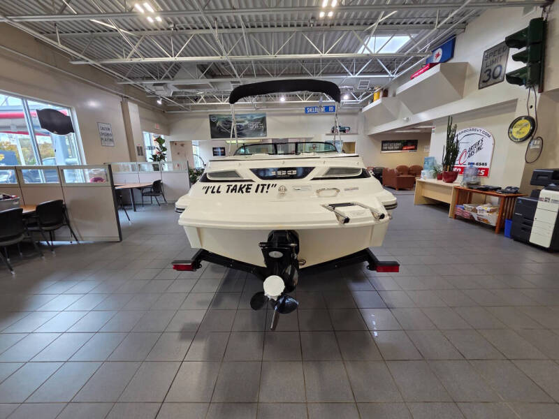 2013 Sea Ray 190 SPORT