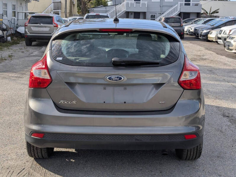 2012 Ford Focus SE