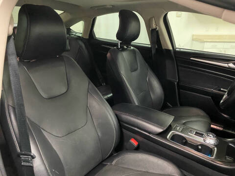 2019 Ford Fusion Energi Titanium