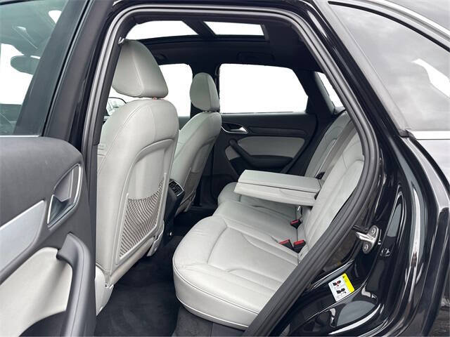 2015 Audi Q3 2.0T quattro Premium Plus