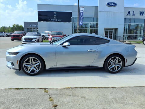 2025 Ford Mustang EcoBoost